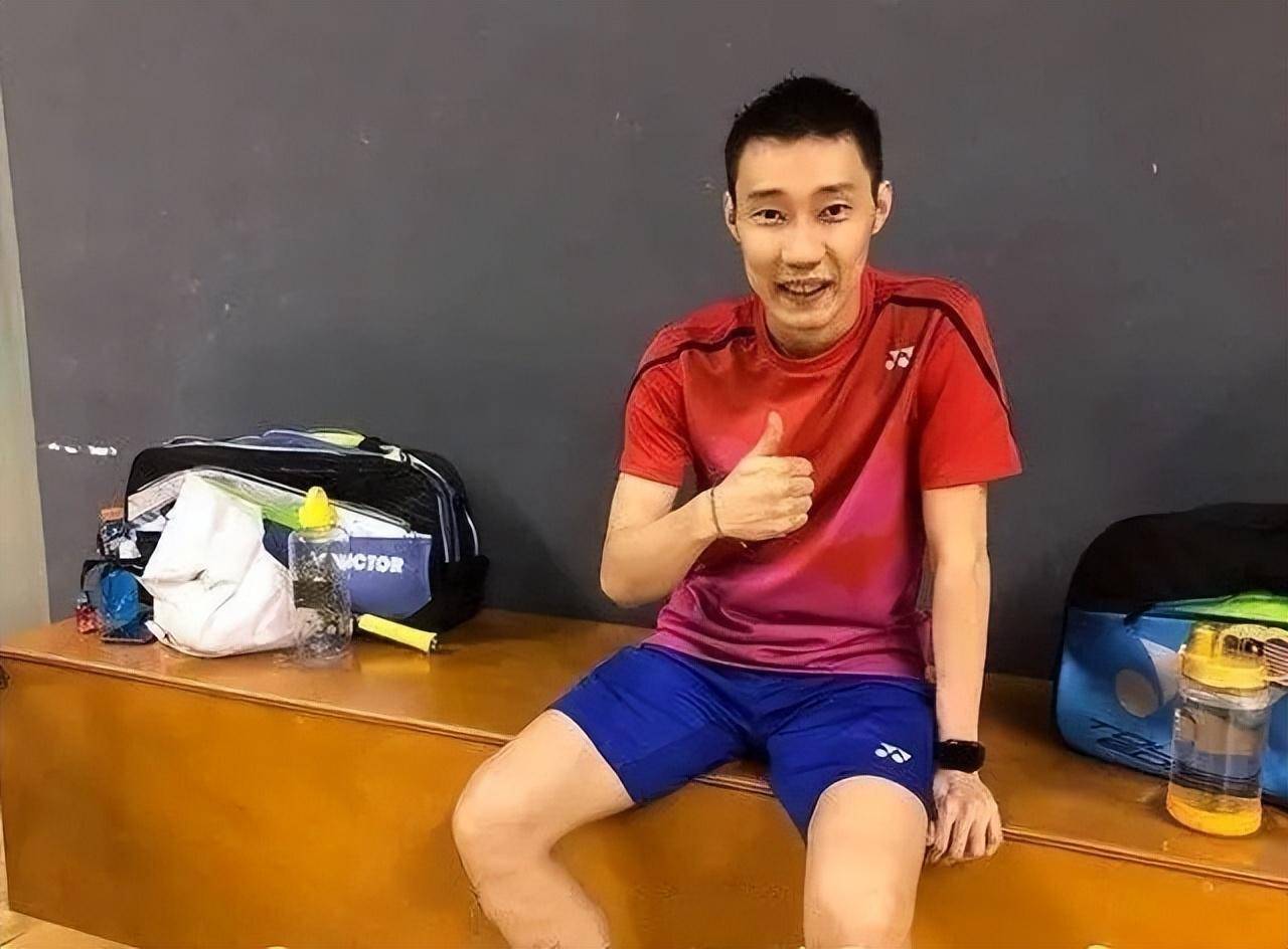 雷火电竞app-泰国羽毛球队绝地反击丹麦羽毛球队，李宗伟送出助攻的简单介绍